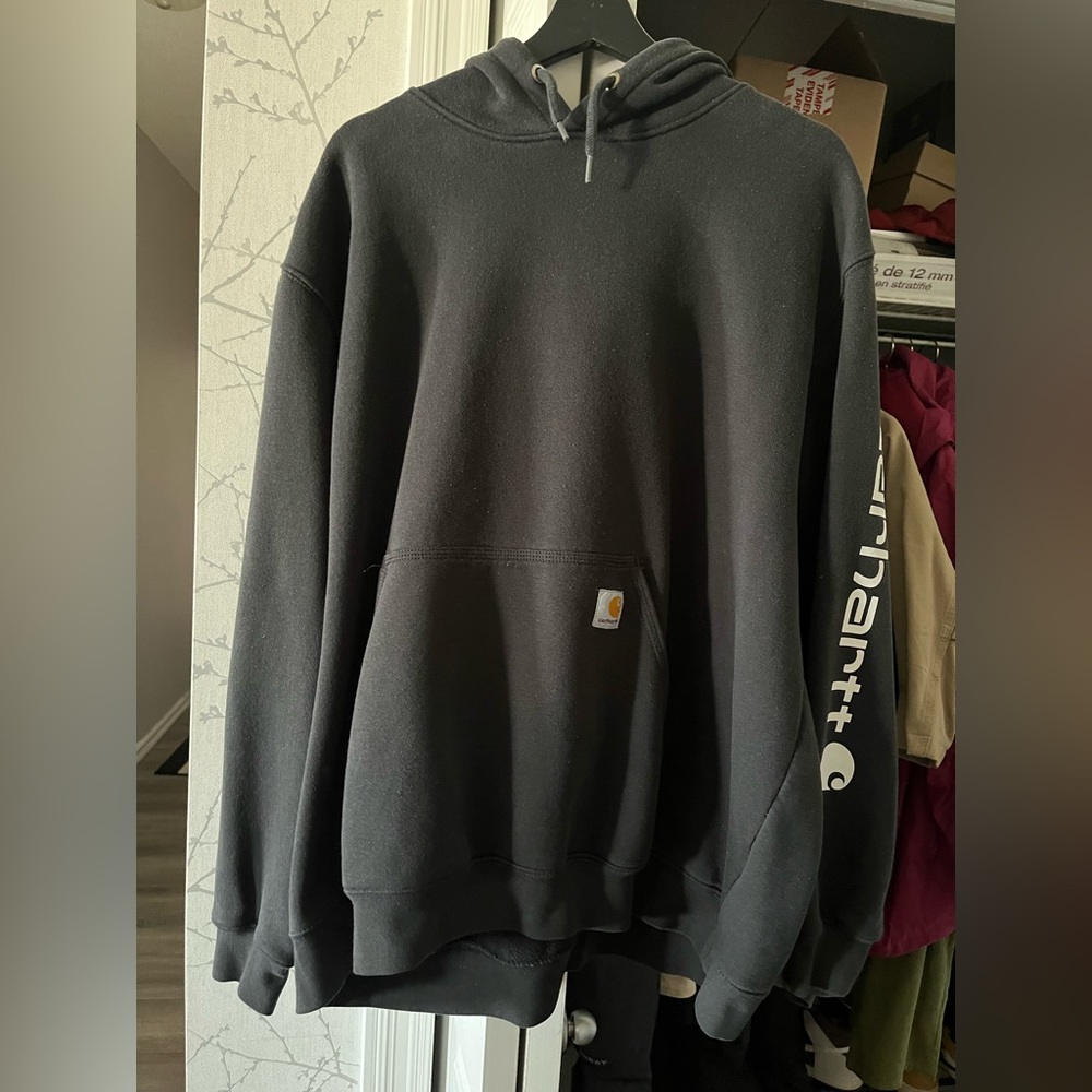 Carhartt hoodie